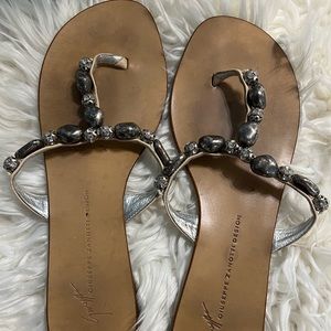 Guisepe sandal size 40